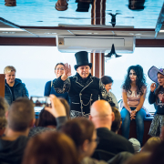 Halloween gyerekhajó