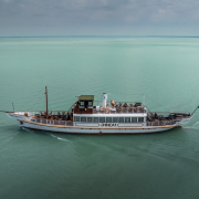 Jókai sétahajó a Balatonon