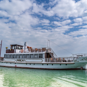 Jókai sétahajó a Balatonon
