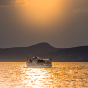 Tünde sétahajó a Balatonon
