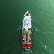 Hévíz motoros hajó a Balatonon