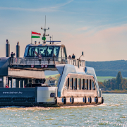 Szántód Komp a Balatonon