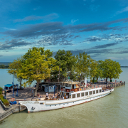 Keszthely Hajóállomás Helka nosztalgiahajó