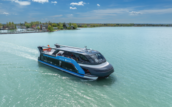 Balaton katamarán Siófokon