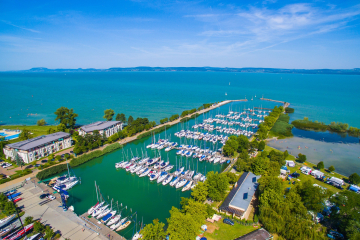 Balatonszemes vitorláskikötő